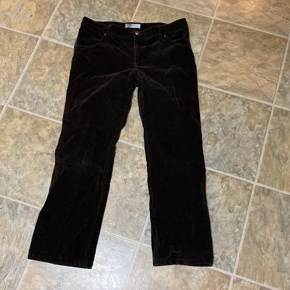 Point zero. Brown Pants